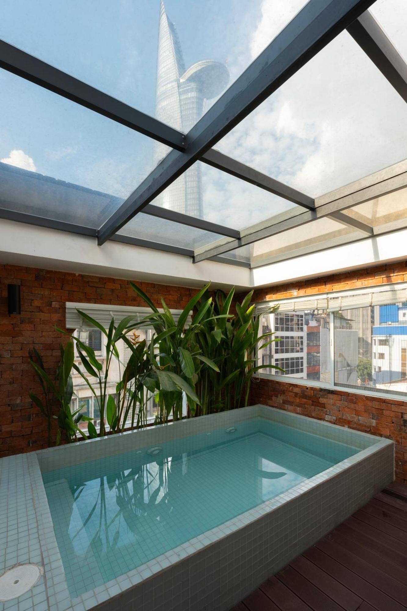Zeus Living - * Ho Chi Minh City